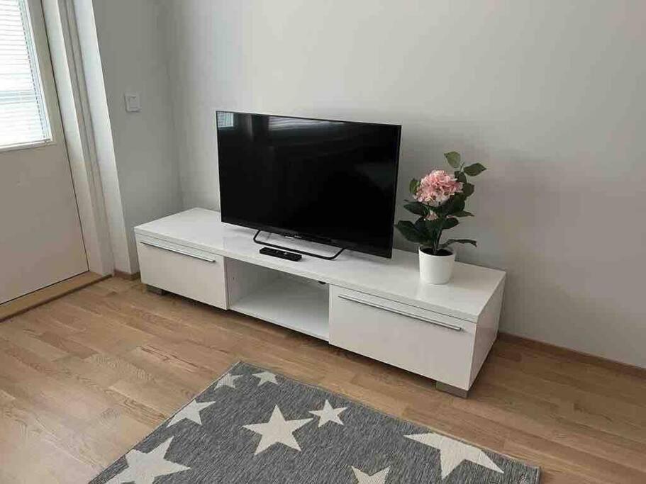 Modern 1Bedroom Apartment With Sauna Вантаа Екстериор снимка